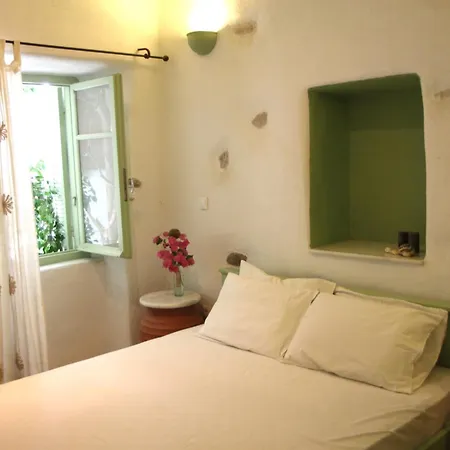 アパート Tree パロス島