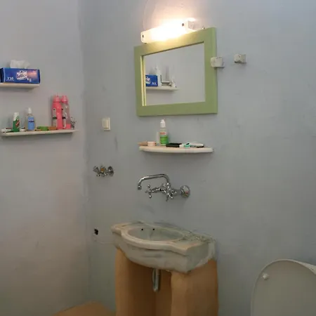 Tree アパート パロス島